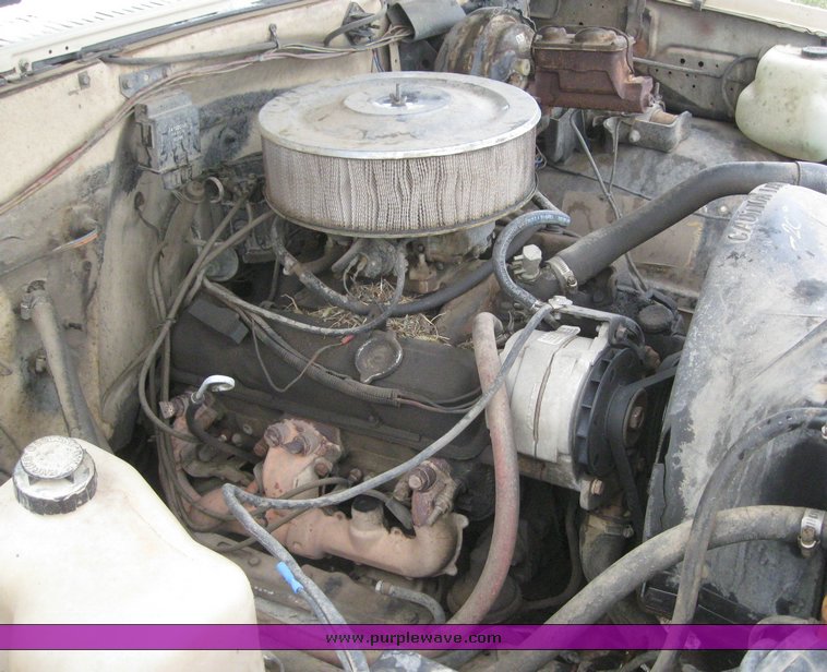 image for item 6622 1986 GMC C2500 truck