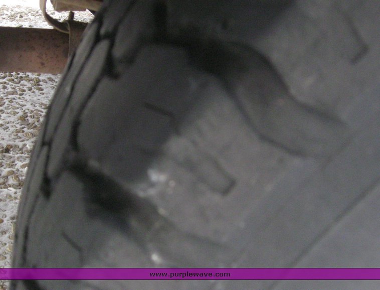 image for item 6622 1986 GMC C2500 truck