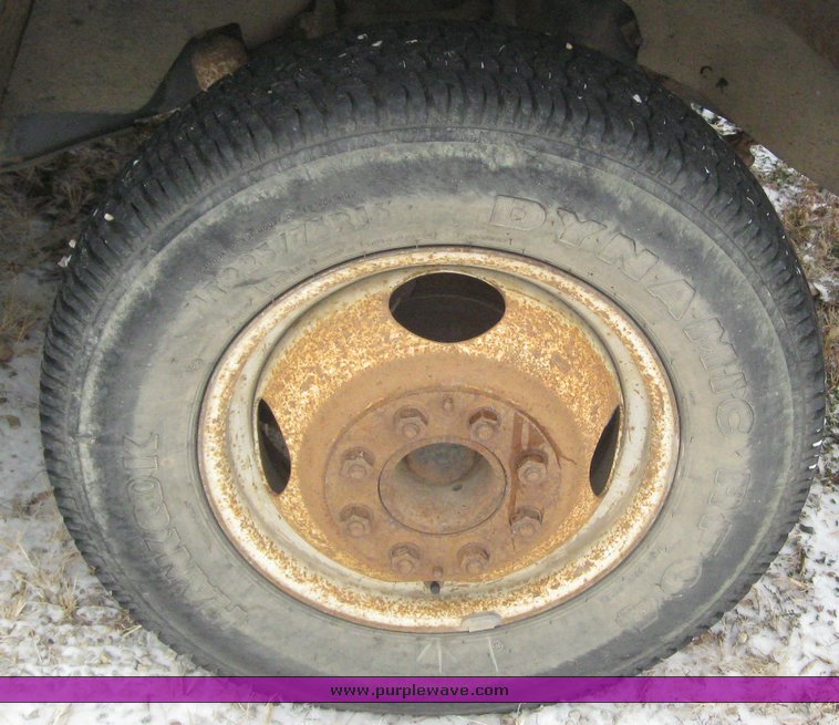 image for item 6623 1986 GMC C3500 truck