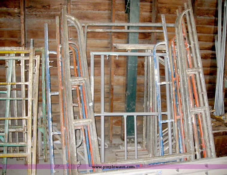 image for item 6642 Assorted scaffolding