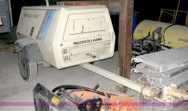 image for item 6644 Ingersoll Rand P-100 air compressor