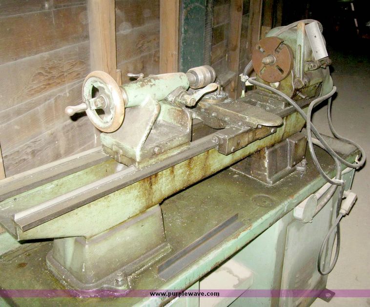 image for item 6698 Clausing Metal lathe
