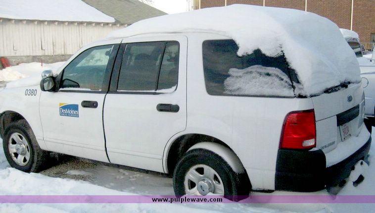 image for item 6705 2003 Ford Explorer XLS Sport