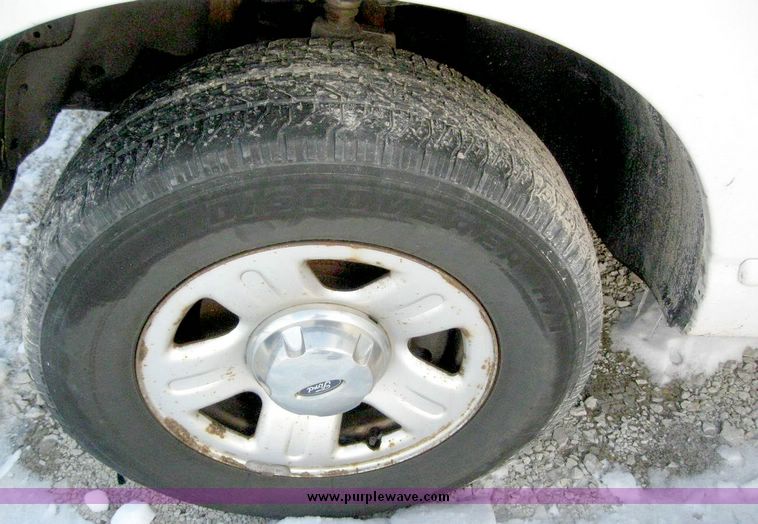 image for item 6705 2003 Ford Explorer XLS Sport