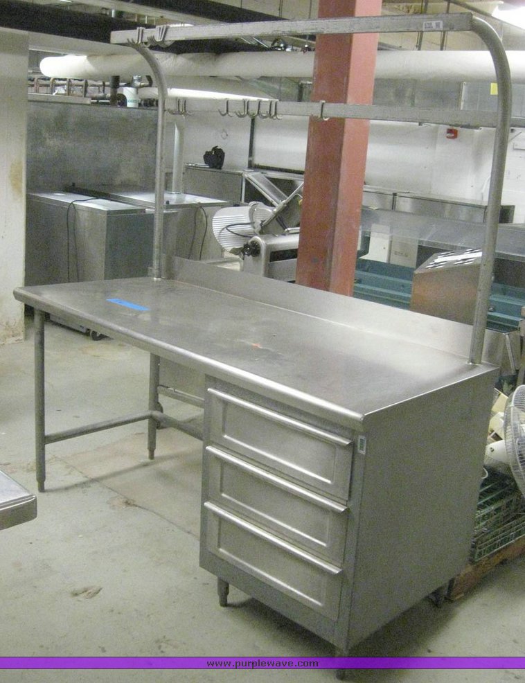 image for item 6708 Stainless steel preparation table