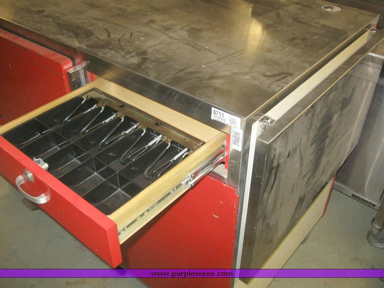 image for item 6711 Server table