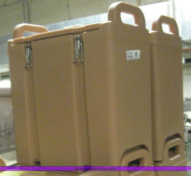 image for item 6714 (9) Cambro's