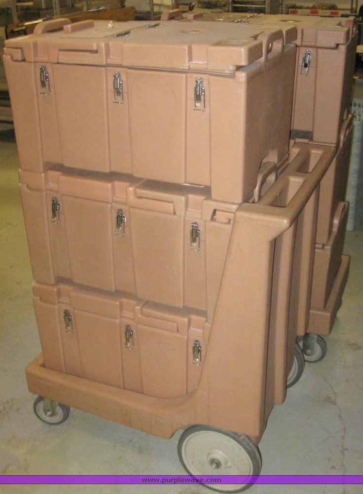 (6) Cambro storage containers in Des Moines, IA Item 6715 sold