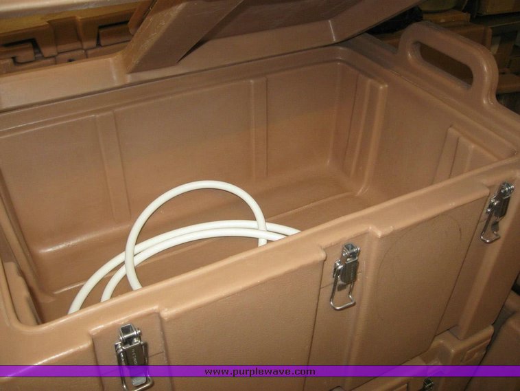 image for item 6715 (6) Cambro storage containers