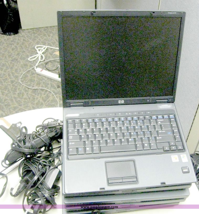image for item 6753 (5) HP Compaq NX6125 laptops