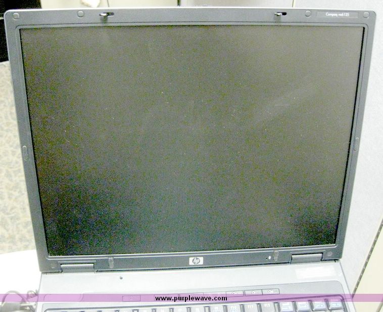 image for item 6753 (5) HP Compaq NX6125 laptops