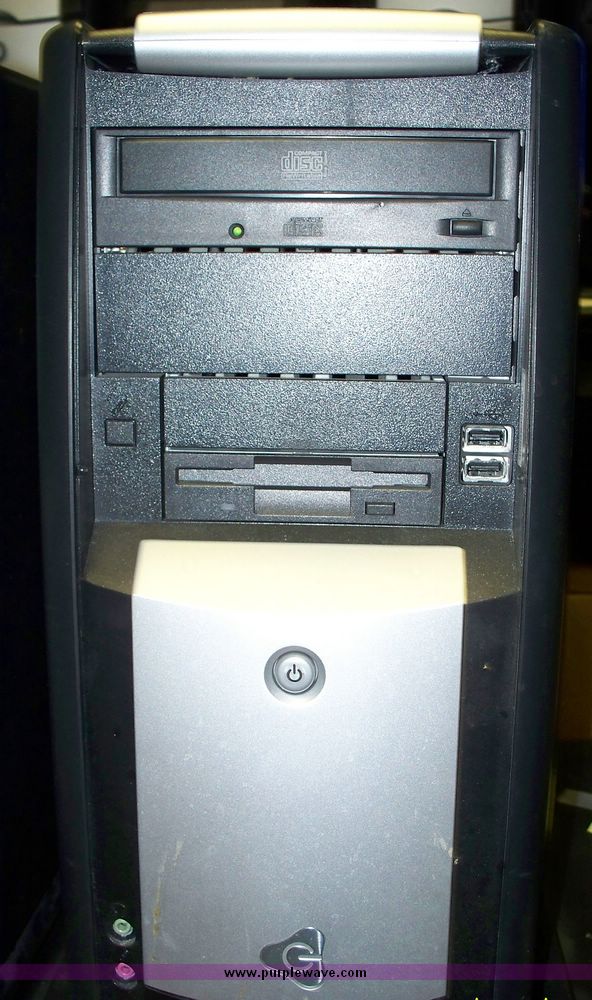 image for item 9000 (10) Gateway E4100 computer towers