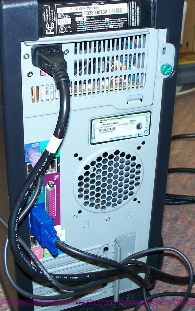 image for item 9001 (10) Gateway E4100 computer towers