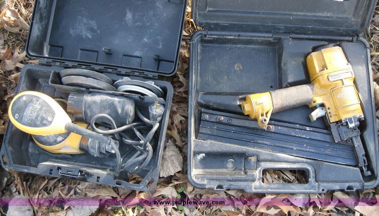 image for item 3153 Assorted power tools for parts