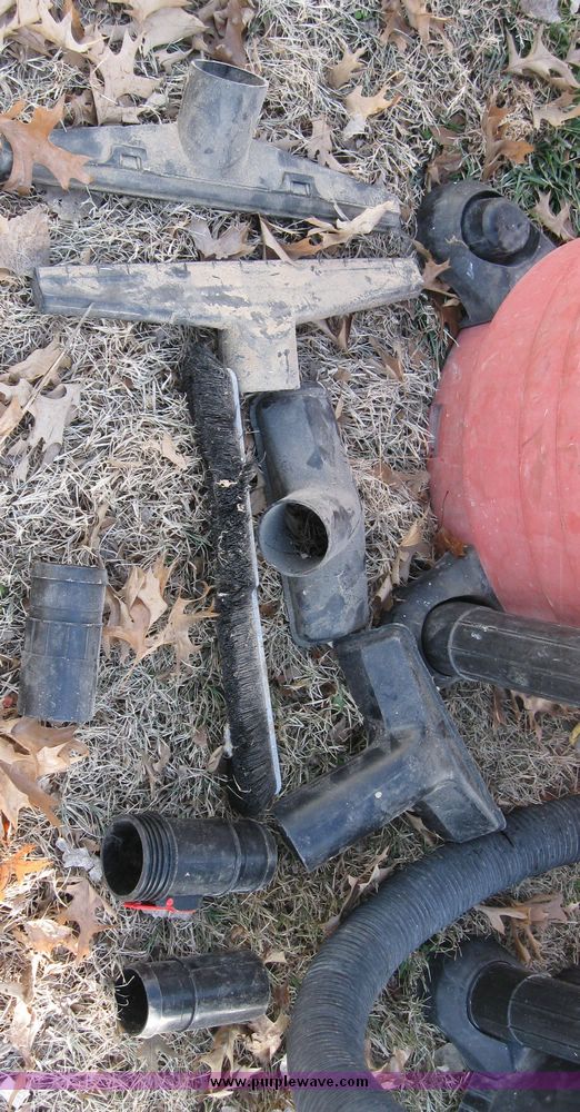 image for item 3154 (2) shop vacuums