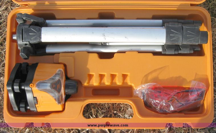 image for item 3156 Assorted tools