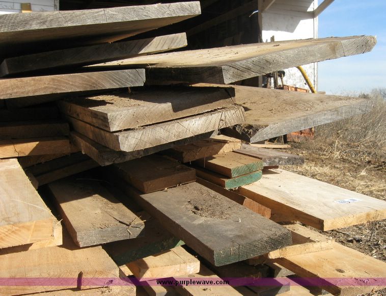 image for item 3167 Assorted cuts of rough cut lumber