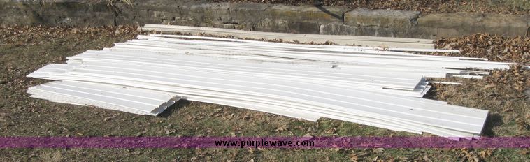 image for item 3168 Assortment of vinyl siding