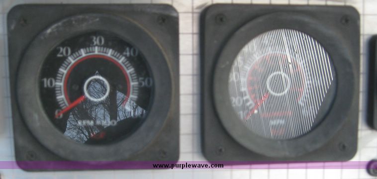 image for item 3736 1986 Century LX3500 21' boat with trailer