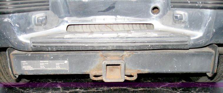 image for item 3981 1999 GMC Yukon