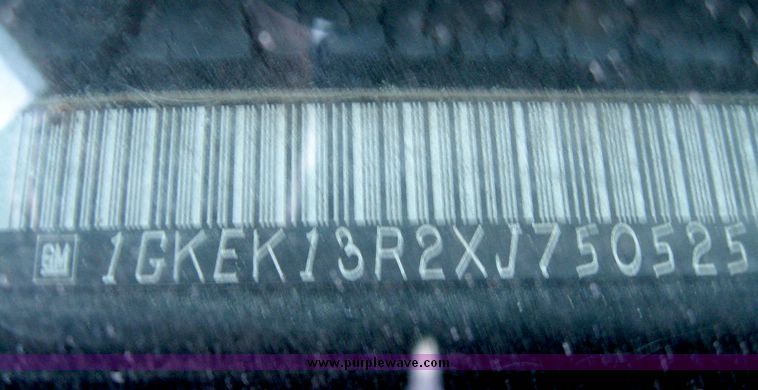 image for item 3981 1999 GMC Yukon