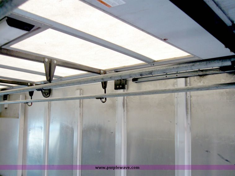 image for item 3984 1999 Utilimaster aluminum body step van