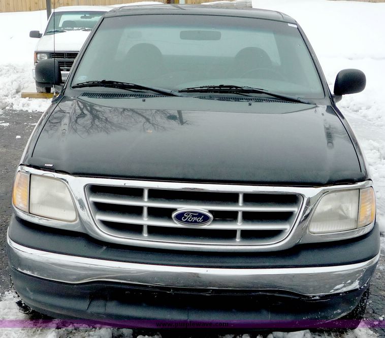 image for item 3989 1999 Ford F-150 pickup
