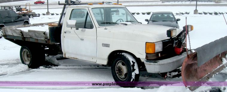 image for item 5270 1987 Ford F-350 dual wheel pickup with flatbed