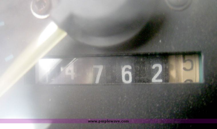 image for item 5270 1987 Ford F-350 dual wheel pickup with flatbed