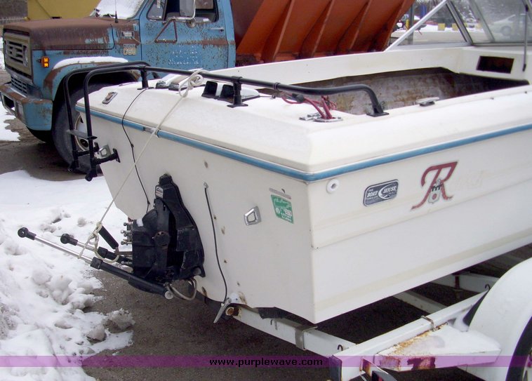 image for item 5329 Renken 16' open bow boat
