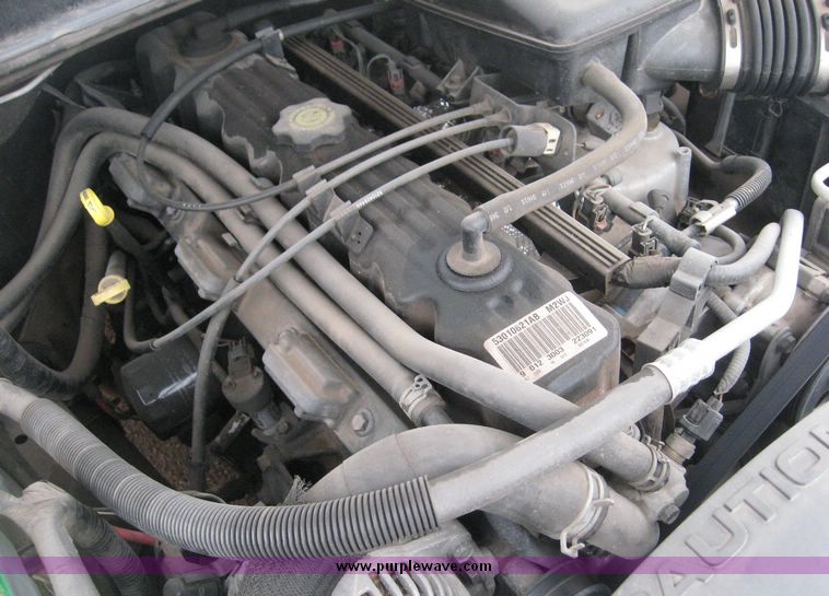 image for item 8983 2004 Jeep Grand Cherokee Laredo