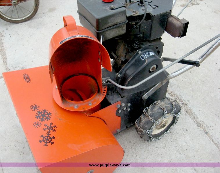 image for item 3751 MTD Snow Flite snow blower