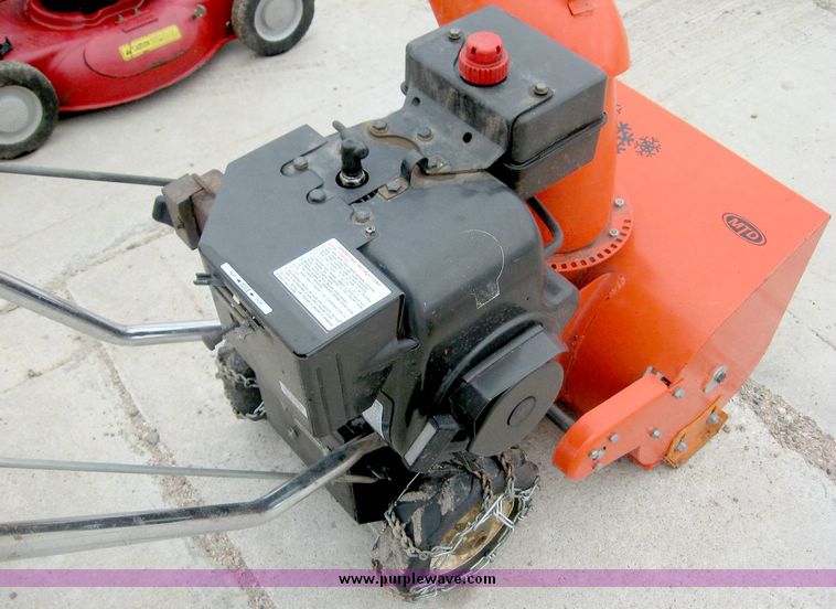 image for item 3751 MTD Snow Flite snow blower