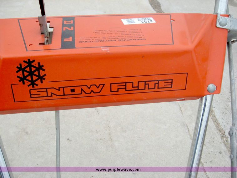 image for item 3751 MTD Snow Flite snow blower