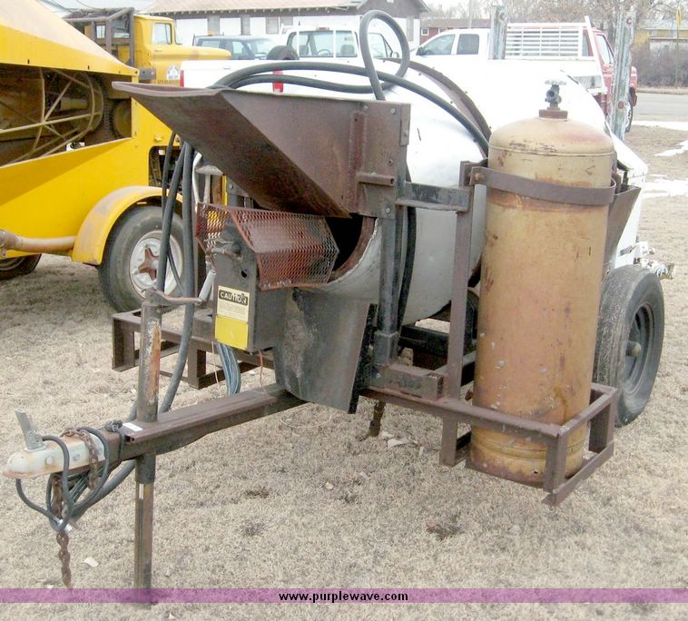 image for item 3756 Portable asphalt heater