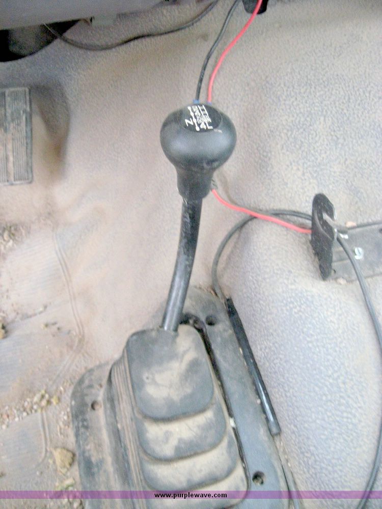 image for item 3759 1994 Ford F-150 pickup