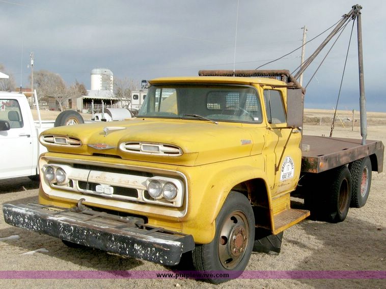 image for item 3760 1961 Chevrolet 60 tandem axle winch truck