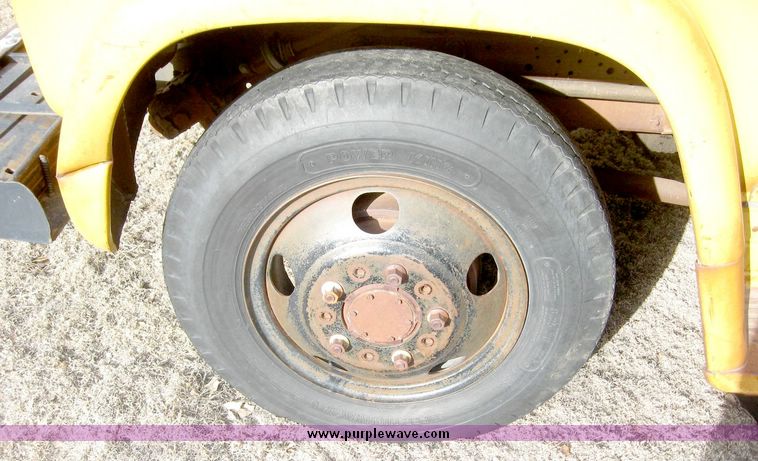 image for item 3760 1961 Chevrolet 60 tandem axle winch truck