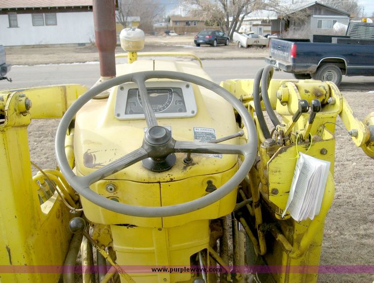 image for item 3763 Ford 3400 tractor with loader