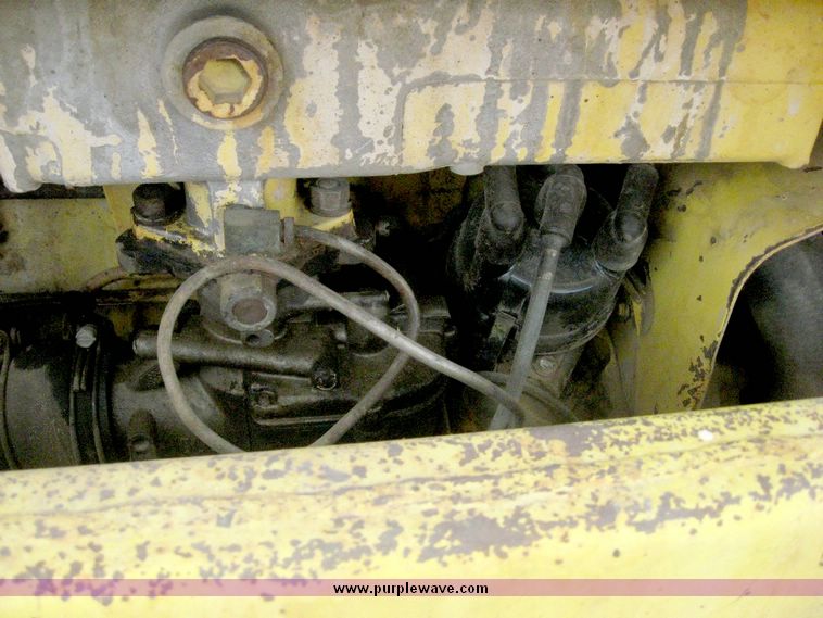 image for item 3763 Ford 3400 tractor with loader