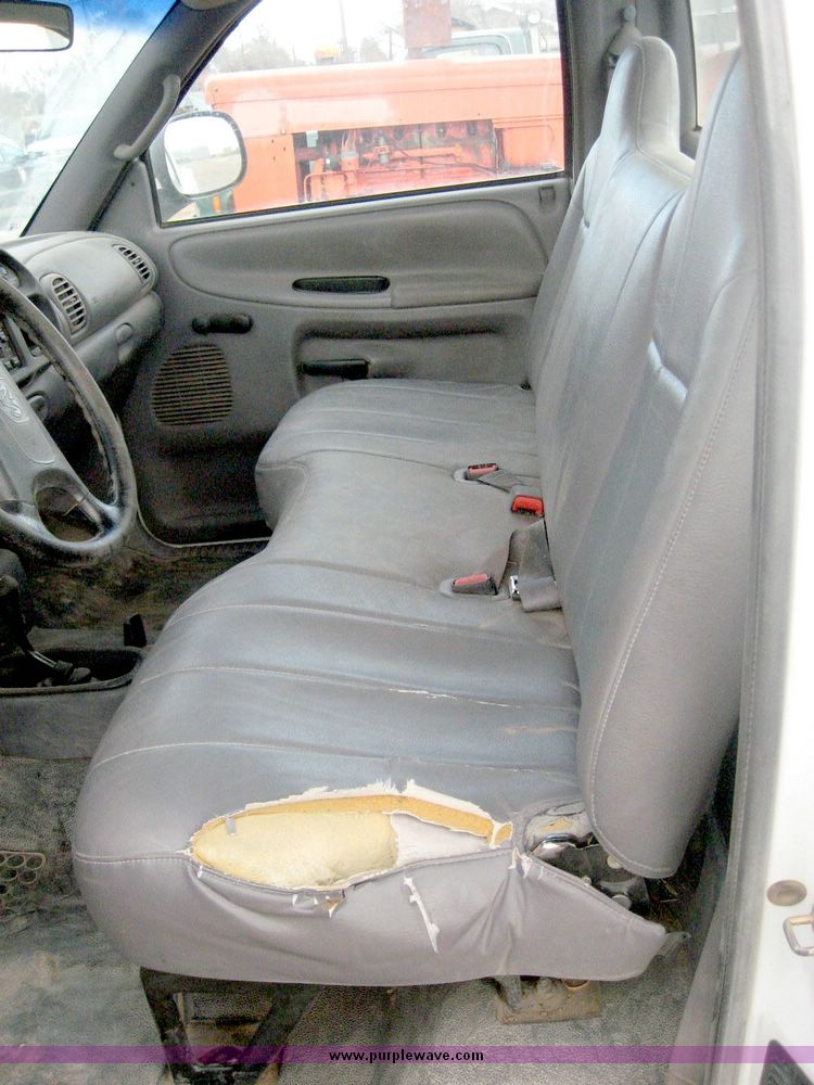 image for item 3766 1999 Dodge Ram 1500 pickup