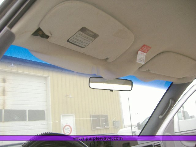 image for item 3767 1997 Dodge Ram 1500 pickup truck