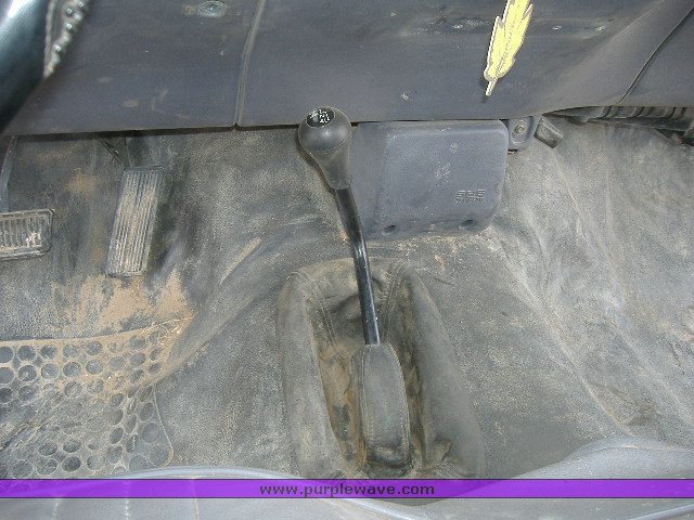 image for item 3767 1997 Dodge Ram 1500 pickup truck