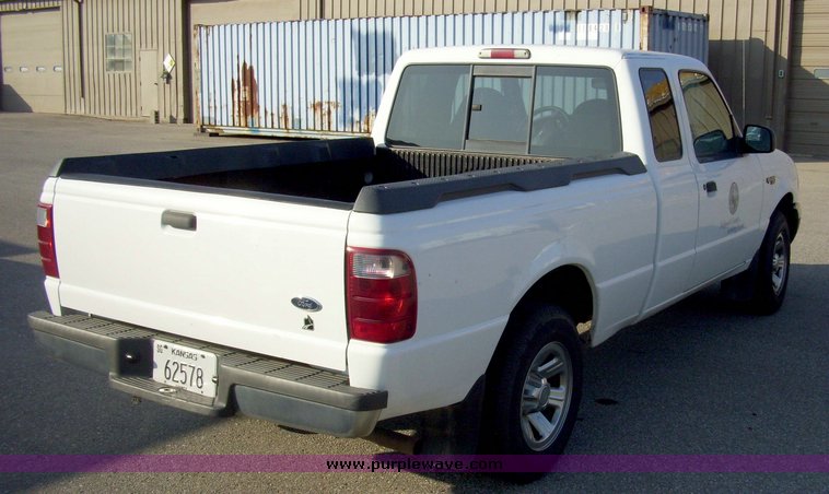 image for item 4012 2001 Ford Ranger