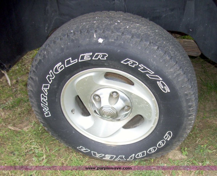 image for item 4090 2001 Dodge Ram 1500