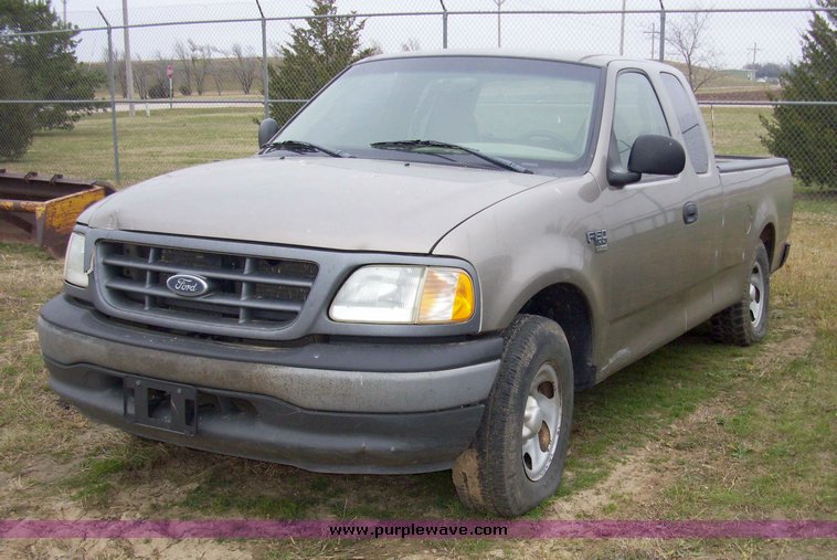 image for item 4091 2001 Ford F-150 XL