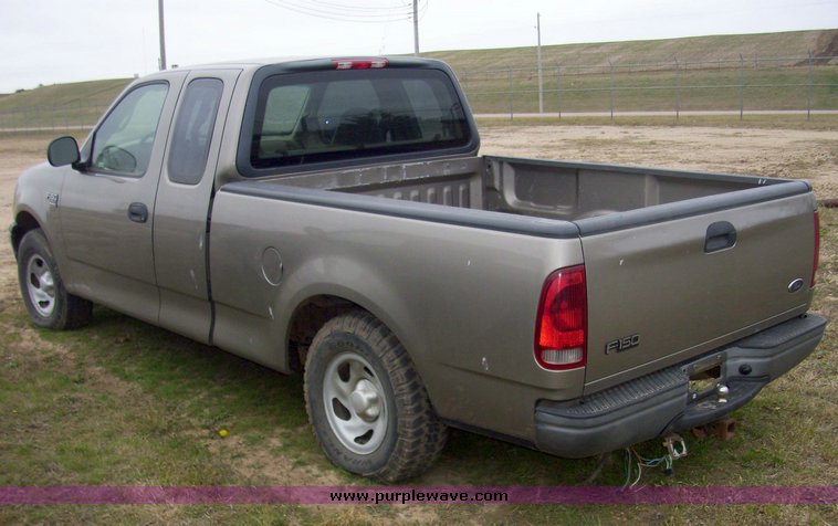 image for item 4091 2001 Ford F-150 XL