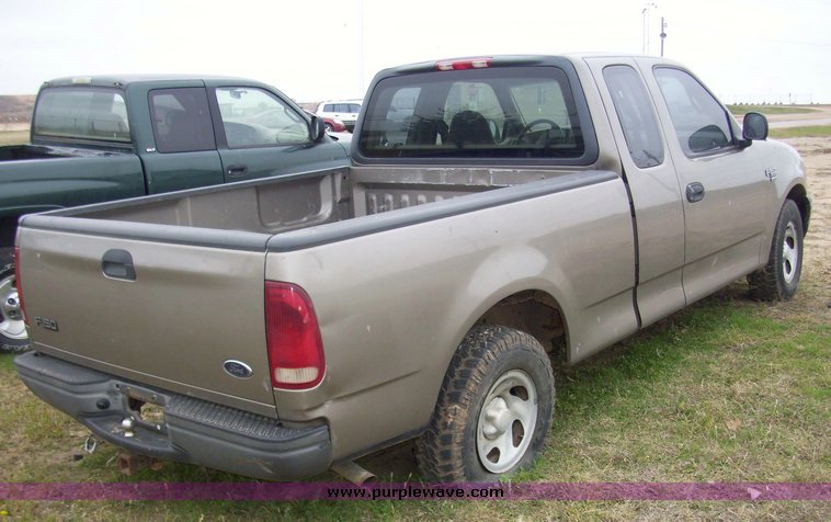 image for item 4091 2001 Ford F-150 XL