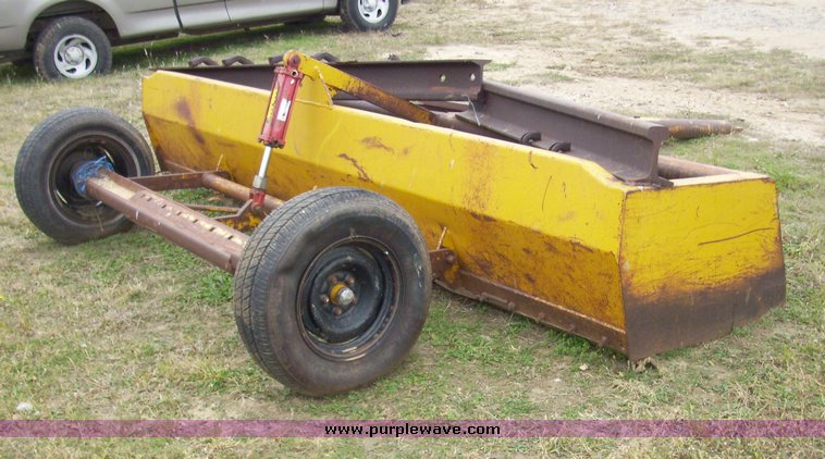image for item 4092 12' box scraper