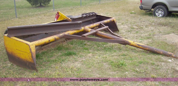 image for item 4092 12' box scraper